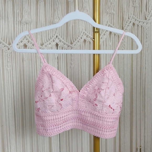 Love Tree Tops - NWT Love Tree Dusty Pink Crochet LACE bralette CROP TOP